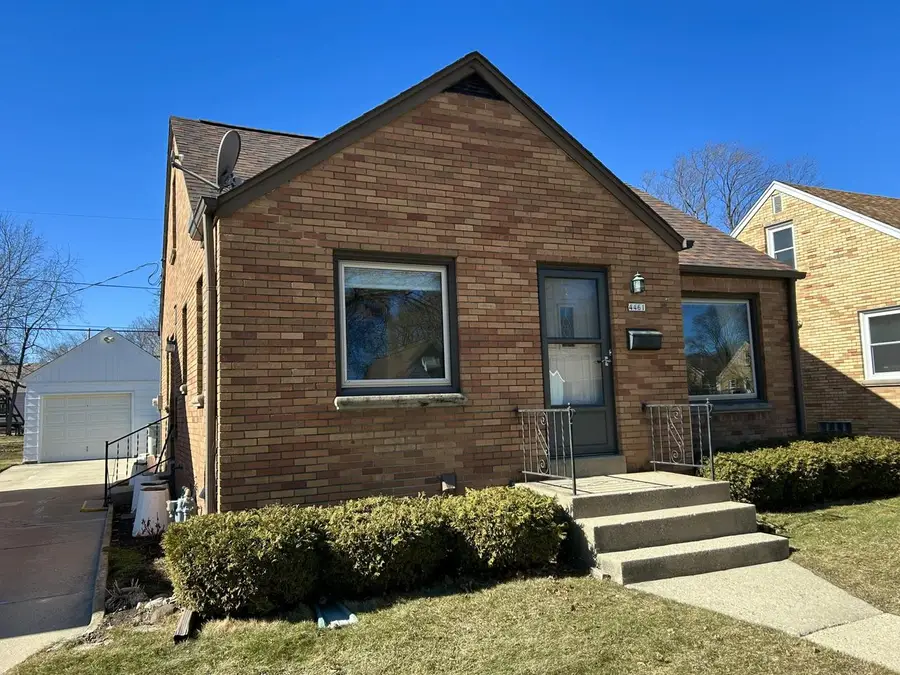 4461 S Adams AVENUE, Milwaukee, WI 53207 - #2
