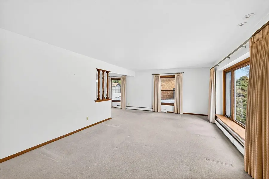 5645 S Lake DRIVE, Cudahy, WI 53110 - #3