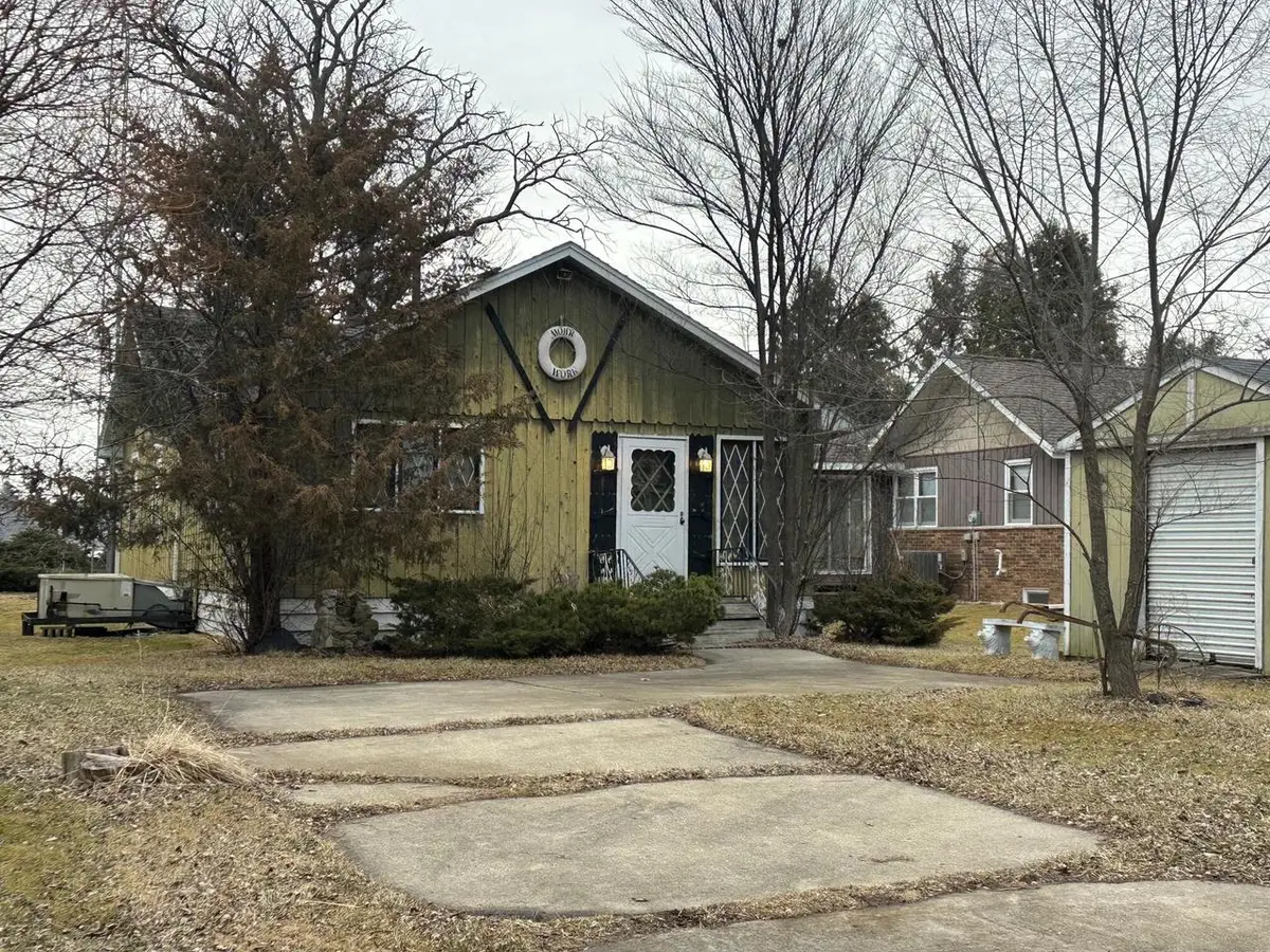 8045 W Lakeshore DRIVE #8031, Burlington, WI 53105 - #1