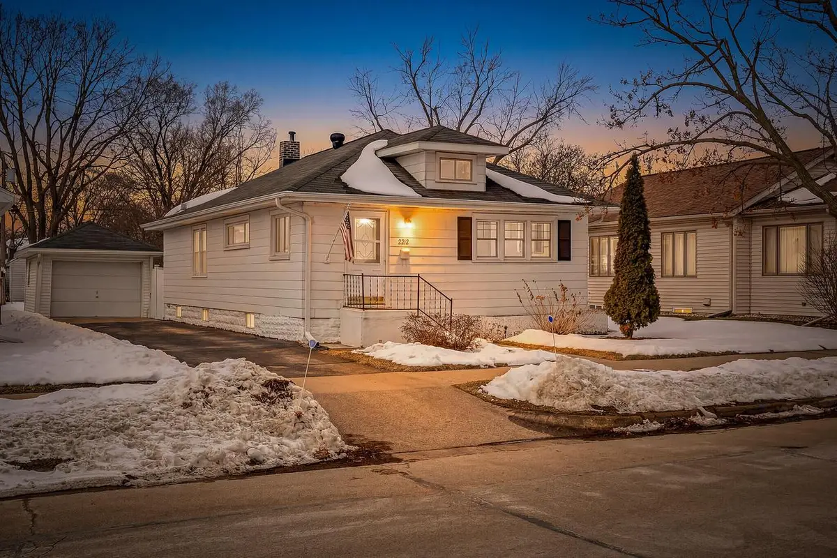 2212 16th STREET S, La Crosse, WI 54601 - #1