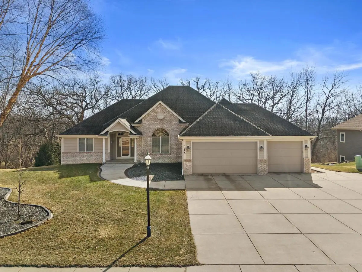 315 Prairie Song DRIVE, Waukesha, WI 53188 - #1