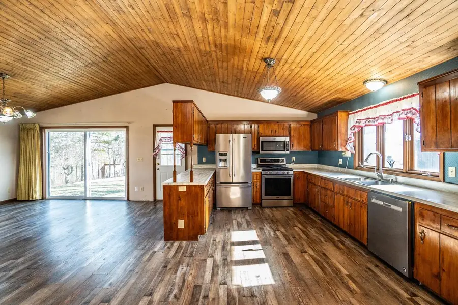 6372 Wildlife ROAD, Allenton, WI 53002 - #3