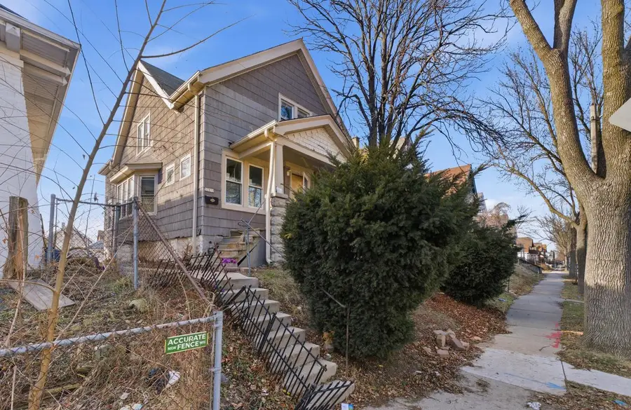 3381 N 22nd STREET, Milwaukee, WI 53206 - #2