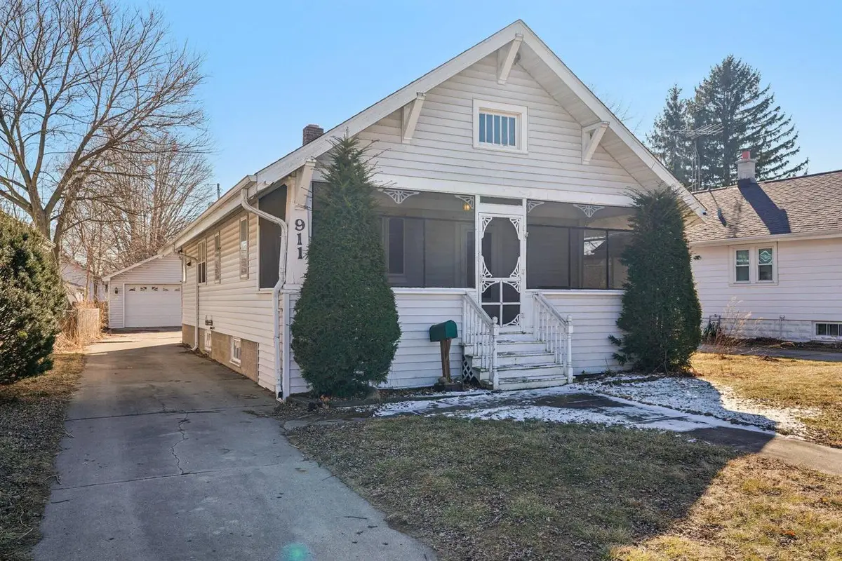 911 75th STREET, Kenosha, WI 53143 - #1