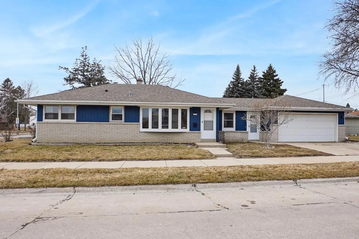 5875 S Quality AVENUE, Cudahy, WI 53110 - #1