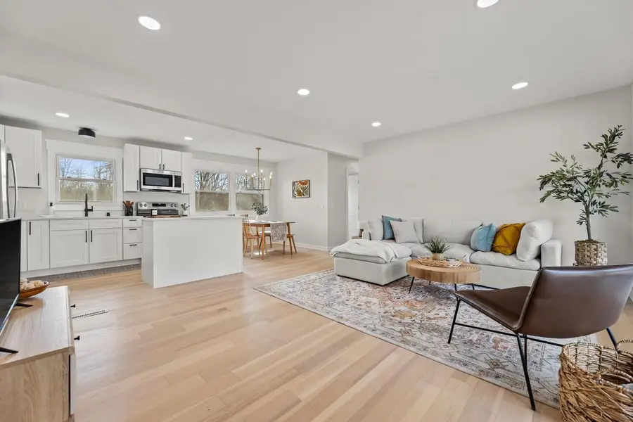 N80W15821 Rainbow DRIVE, Menomonee Falls, WI 53051 - #3