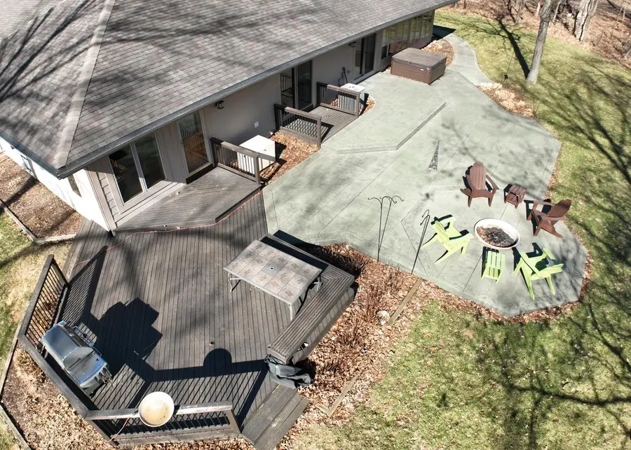 W307N6992 Club CIRCLE E, Hartland, WI 53029 - #3