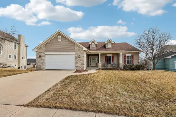 320 S Boulder Ridge DRIVE, Lake Geneva, WI 53147