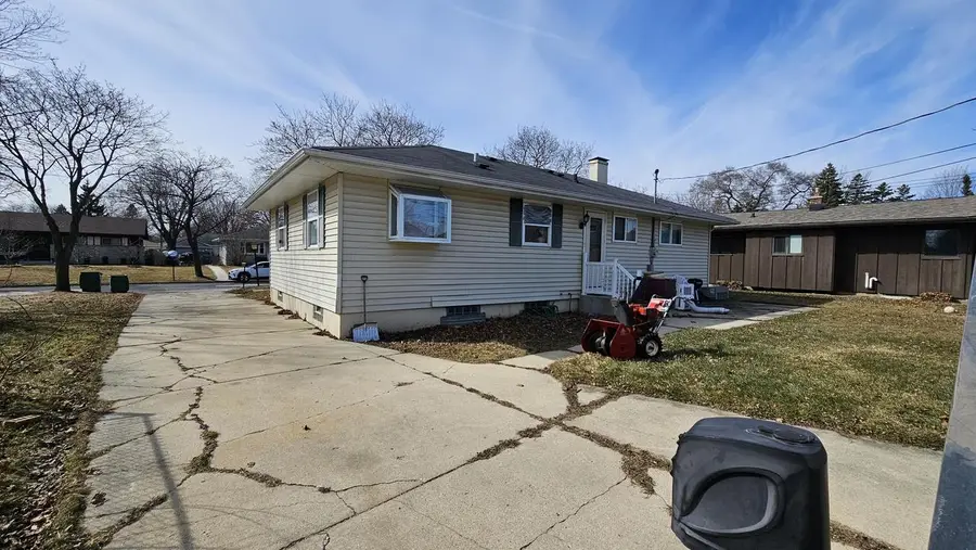 5632 S Melinda STREET, Milwaukee, WI 53221 - #3