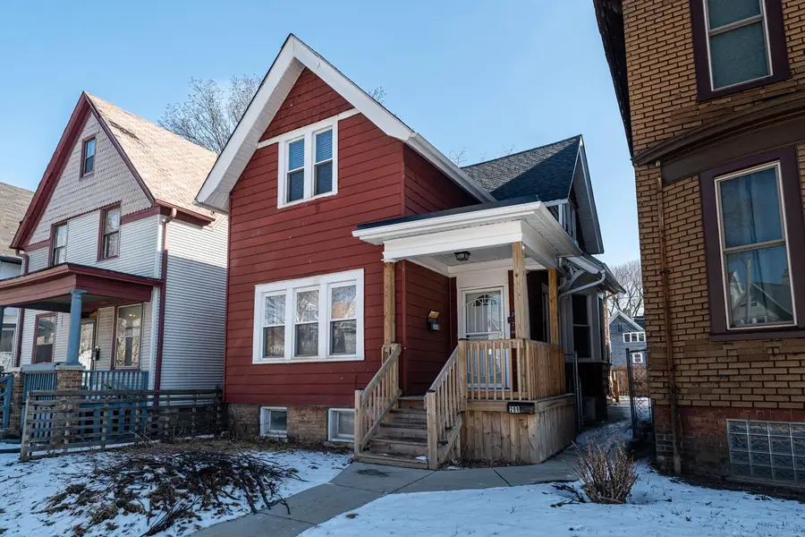 206 N 37th STREET, Milwaukee, WI 53208 - #2