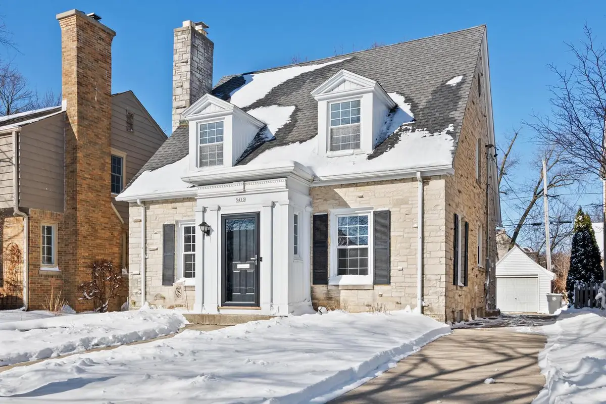 5453 N Shoreland AVENUE, Whitefish Bay, WI 53217 - #1
