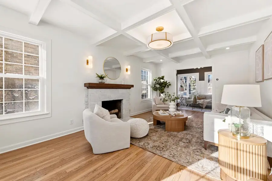 5453 N Shoreland AVENUE, Whitefish Bay, WI 53217 - #3