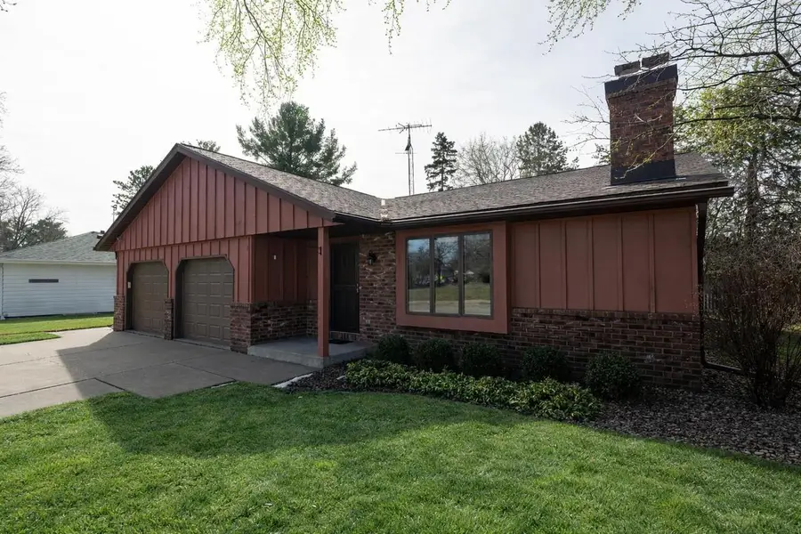 451 Coolidge STREET, Oconomowoc, WI 53066 - #3