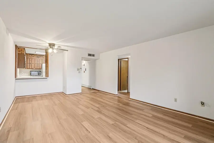 11937 W Appleton AVENUE #20, Milwaukee, WI 53224 - #3