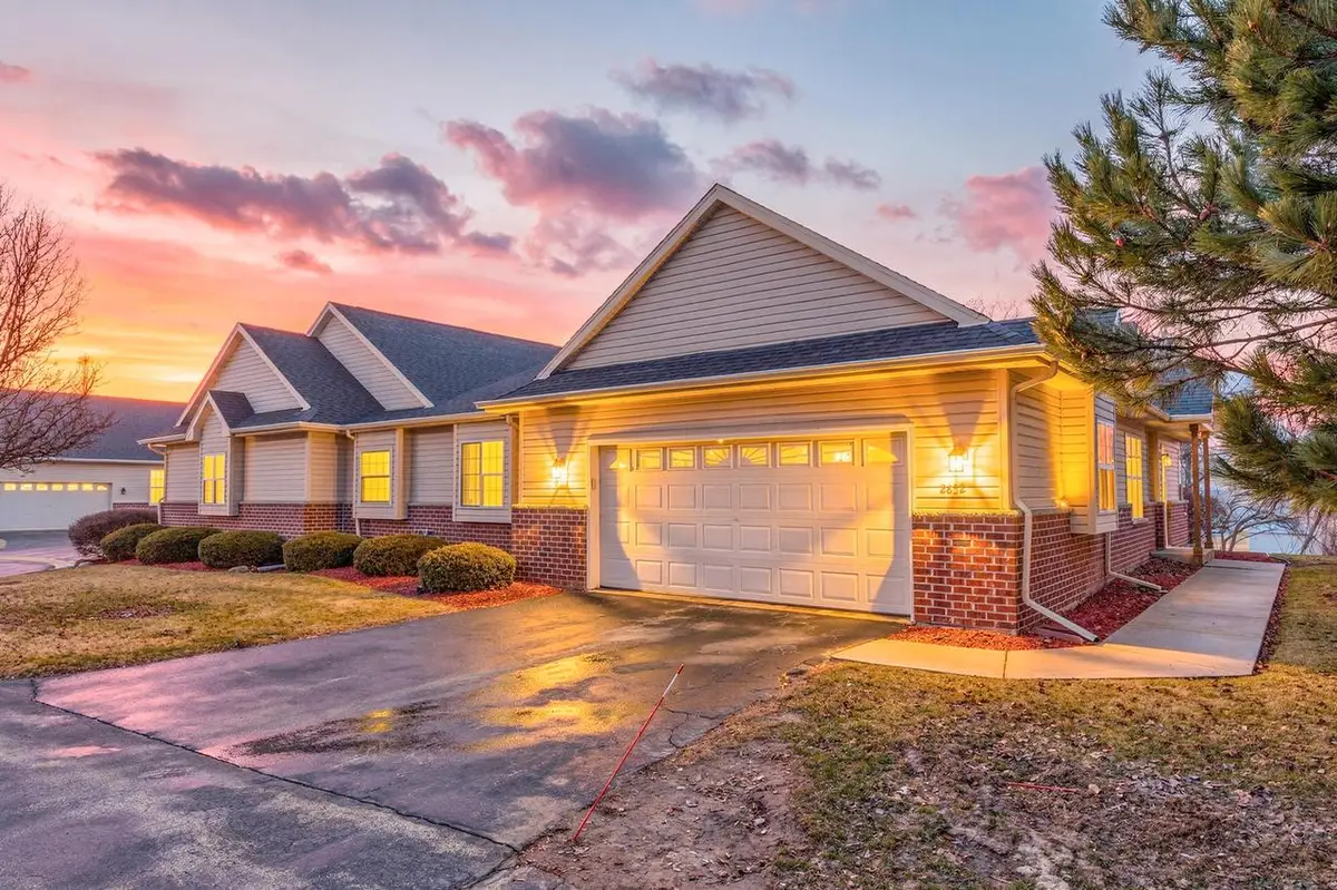 2832 E Somers COURT, Cudahy, WI 53110 - #1