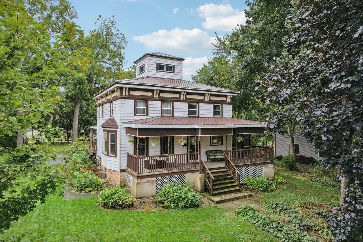 217 S Lincoln STREET, Elkhorn, WI 53121 - #1