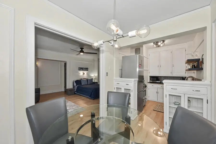 1028 E Juneau AVENUE #430, Milwaukee, WI 53202 - #3