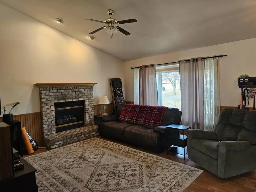 1016 Springs ROAD, Fond Du Lac, WI 54935 - #3