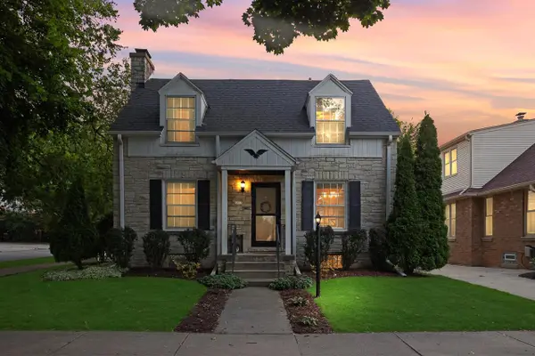 2403 N 71st STREET, Wauwatosa, WI 53213