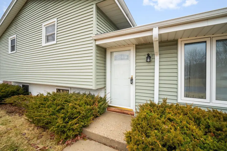 9622 W Tupelo COURT, Milwaukee, WI 53224 - #2