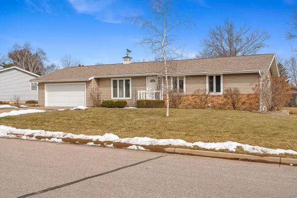1559 Young DRIVE W, Onalaska, WI 54650