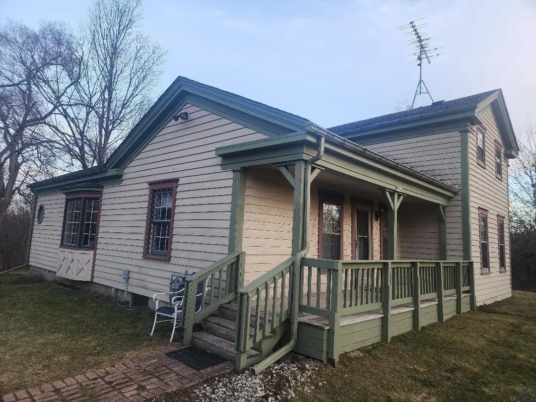 5726 N Lyons ROAD, Burlington, WI 53105 - #1