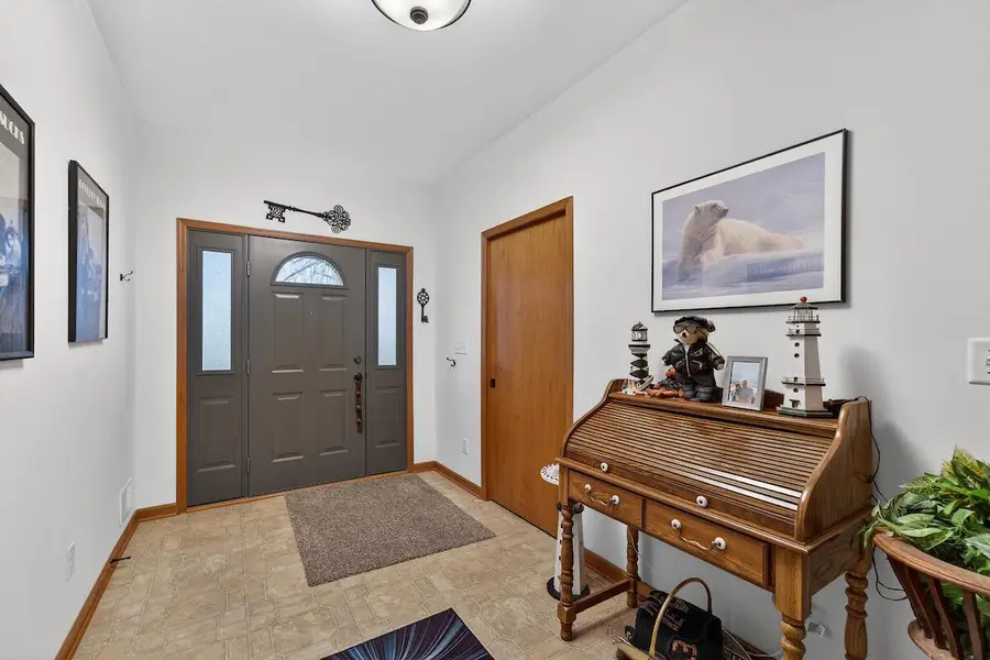 4812 S 39th STREET, Greenfield, WI 53221 - #3