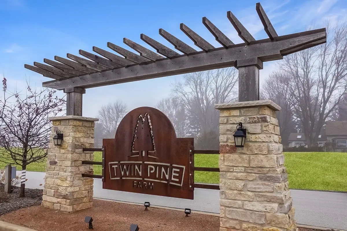 N83W27777 CRESS BROOK COURT, Hartland, WI 53029 - #1