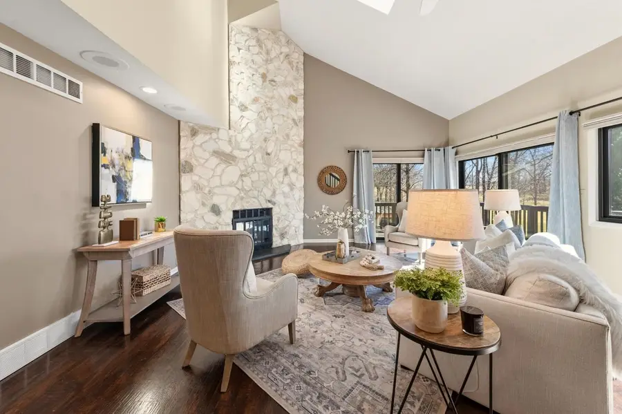 N80W13519 River Park DRIVE #44D, Menomonee Falls, WI 53051 - #2