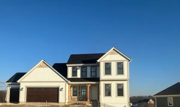 805 Viewpoint AVENUE, Waukesha, WI 53188