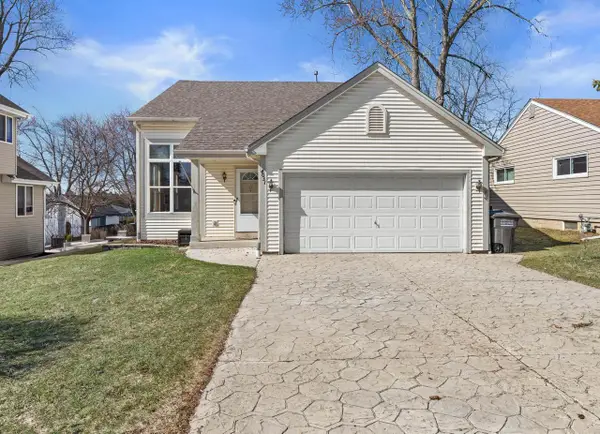 4031 S 89th STREET, Greenfield, WI 53228