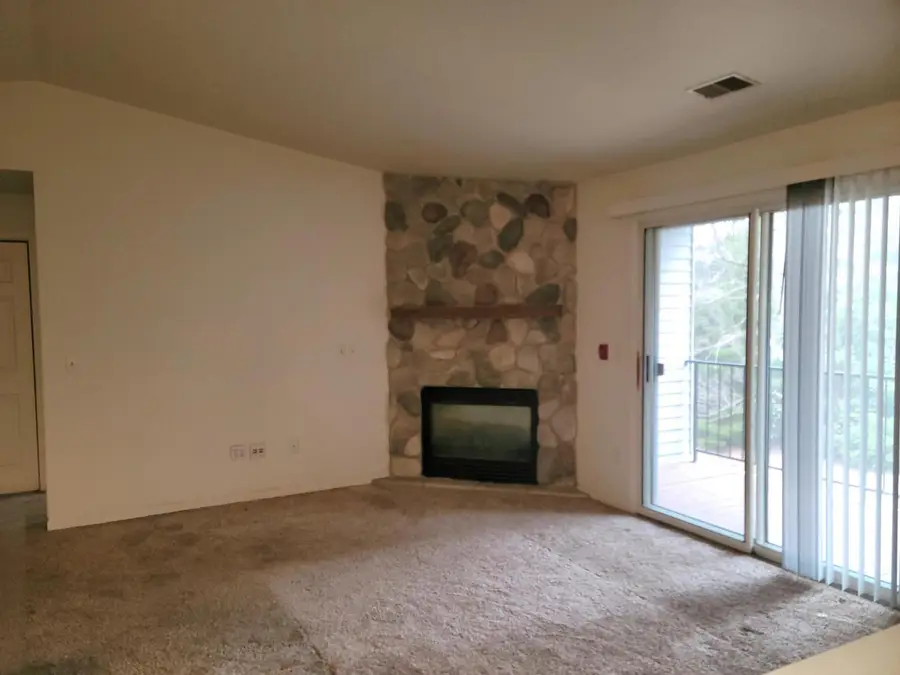 1203 N Sunnyslope DRIVE #204, Mount Pleasant, WI 53406 - #3