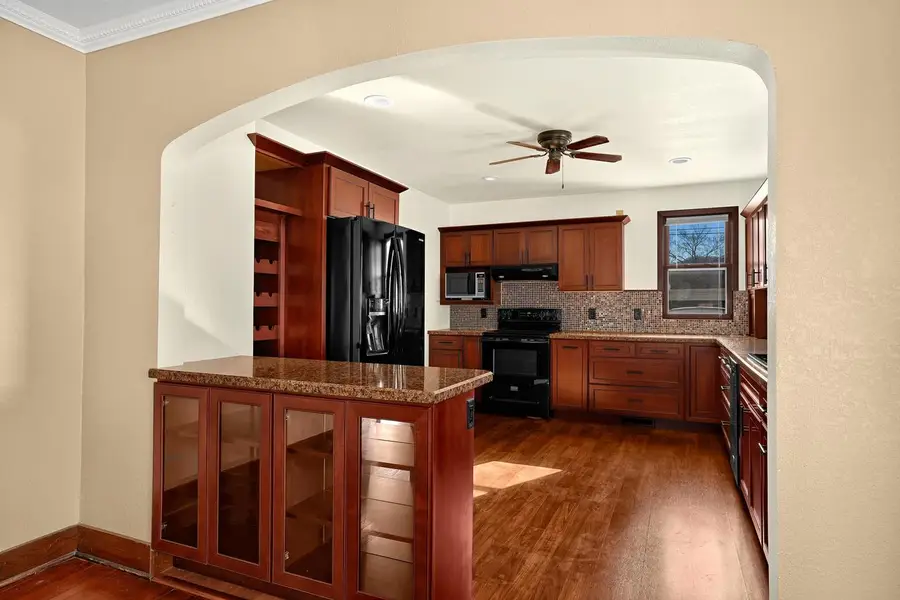 325 23rd STREET S, La Crosse, WI 54601 - #3