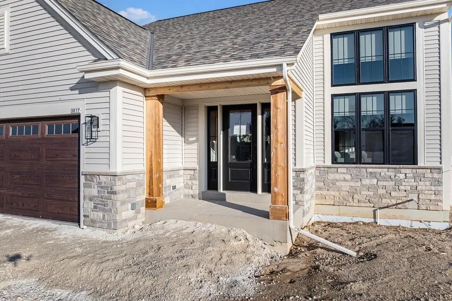 3817 White Oak WAY, Waukesha, WI 53188 - #2