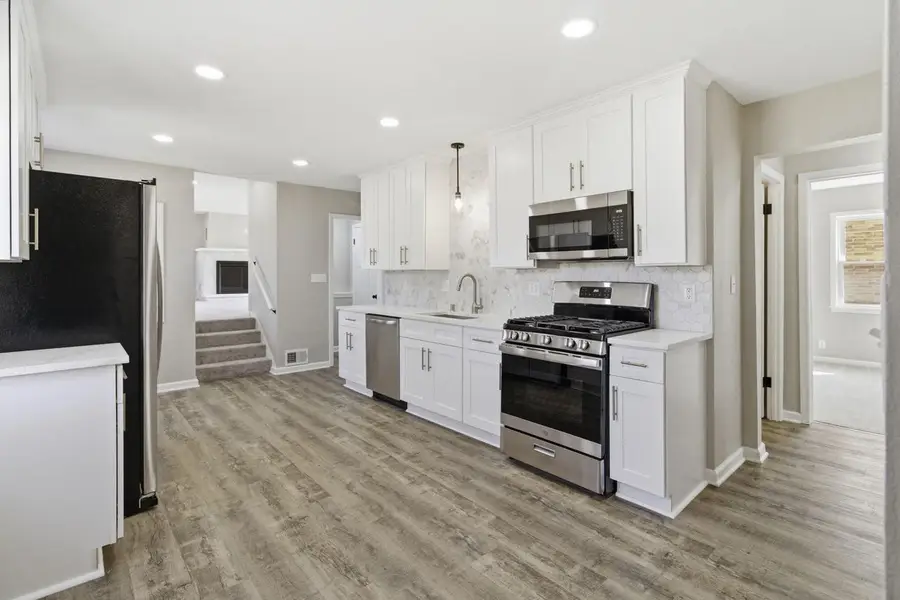 4076 N 93rd STREET, Wauwatosa, WI 53222 - #3