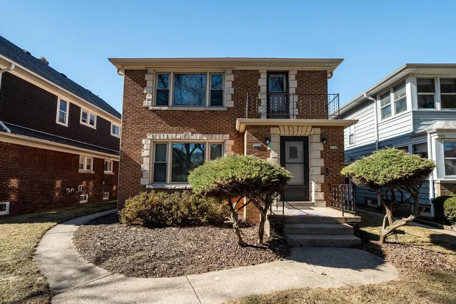 2787 N Sholes AVENUE #2789, Milwaukee, WI 53210 - #2