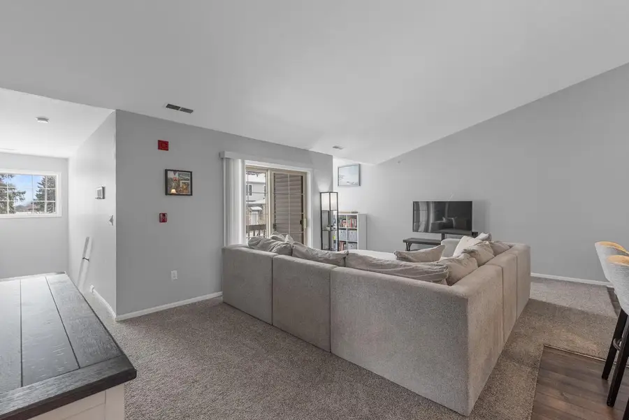 9374 W Loomis ROAD #4, Franklin, WI 53132 - #2