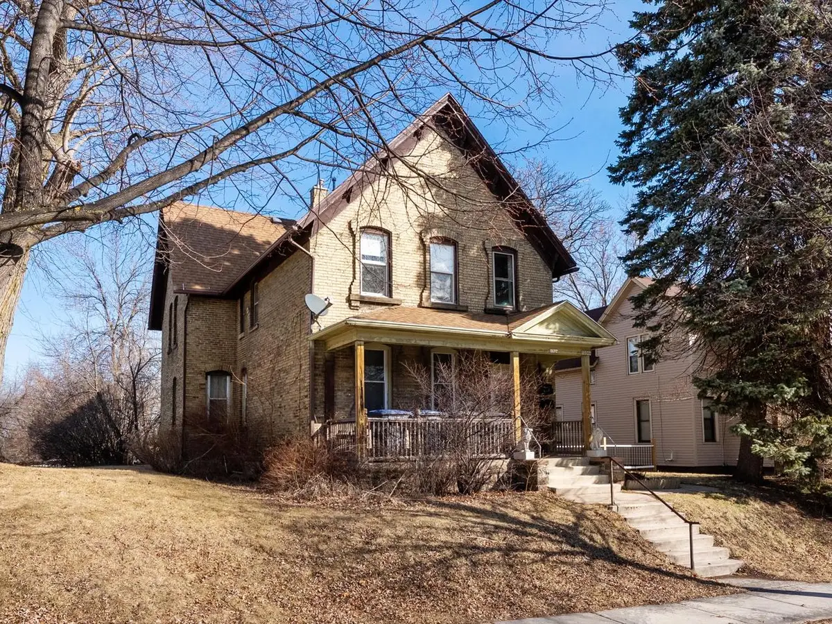 1324 Pennsylvania AVENUE #1324A, Sheboygan, WI 53081 - #1