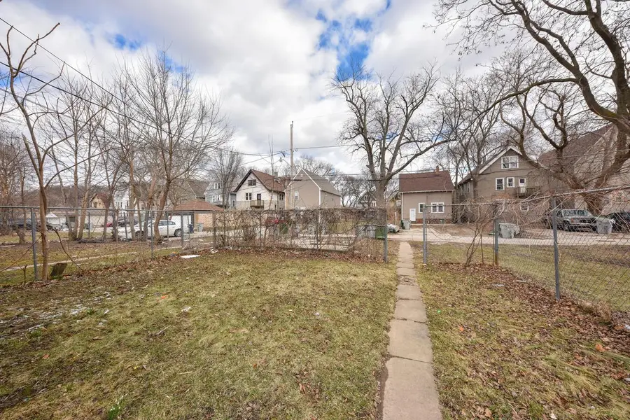 2338 N 45th STREET #2340, Milwaukee, WI 53210 - #3