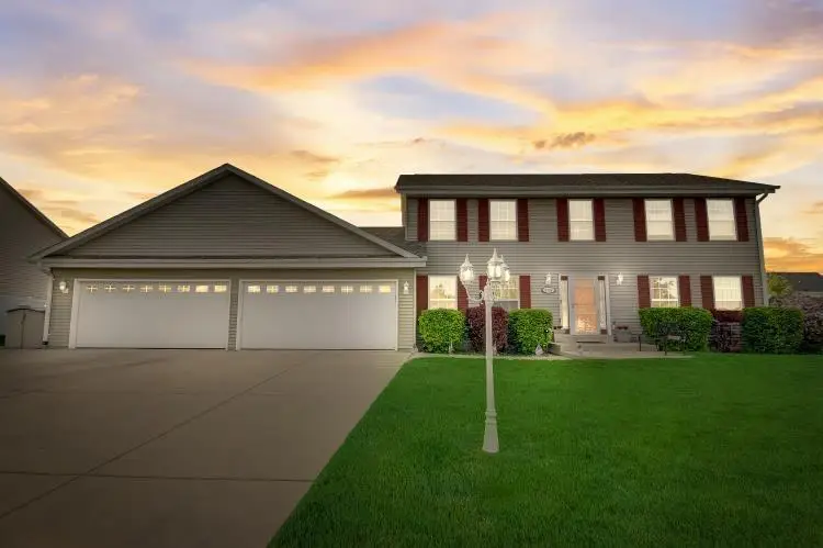 5730 Eagle Point DRIVE, Racine, WI 53406 - #2