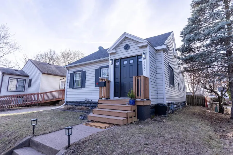 1920 16th STREET S, La Crosse, WI 54601 - #3