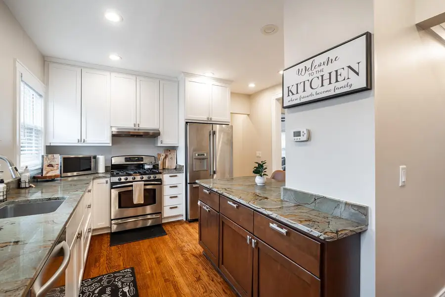 3915 N Downer AVENUE, Shorewood, WI 53211 - #3