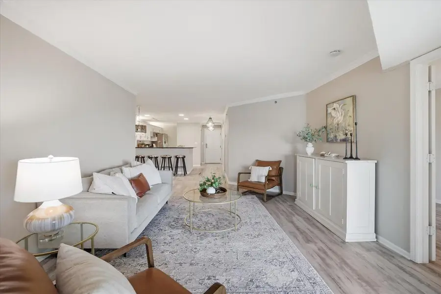 130 W Wisconsin AVENUE #23, Pewaukee, WI 53072 - #3