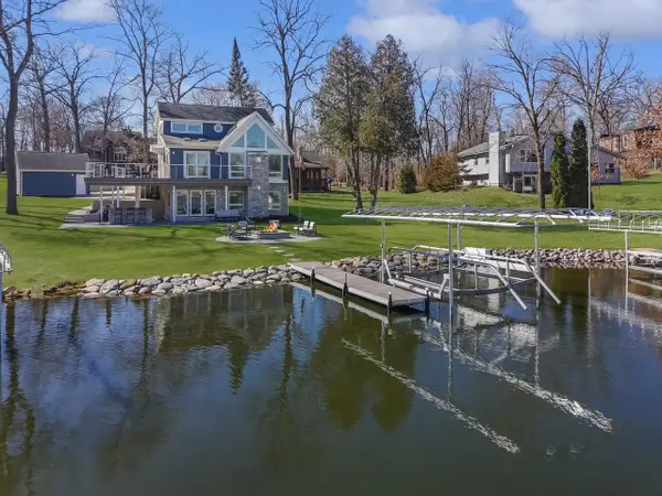 6513 Willow LANE, Waterford, WI 53185