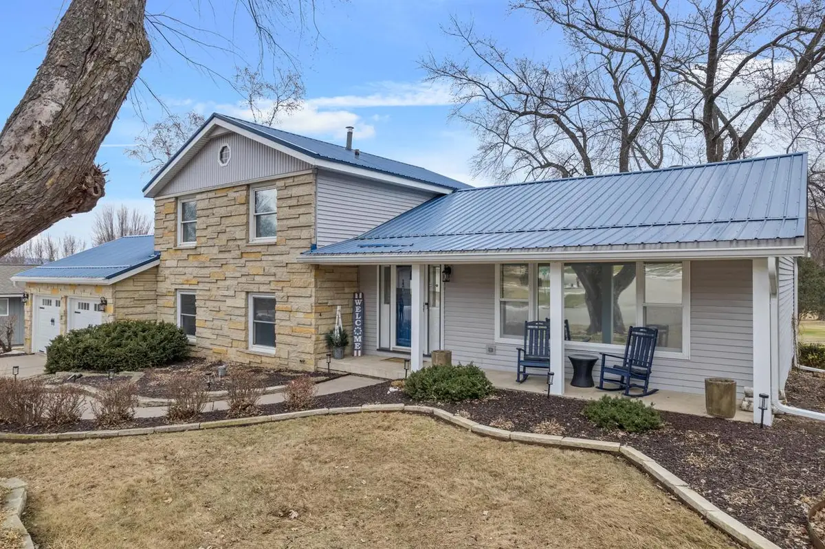 1628 Valley View DRIVE, Winona, MN 55987 - #1