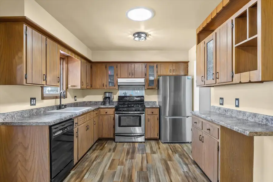 818 Elm STREET, Hartford, WI 53027 - #3