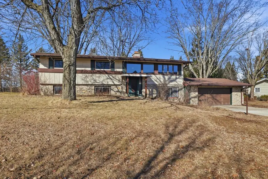 255 Hilldale DRIVE, Hartford, WI 53027 - #2