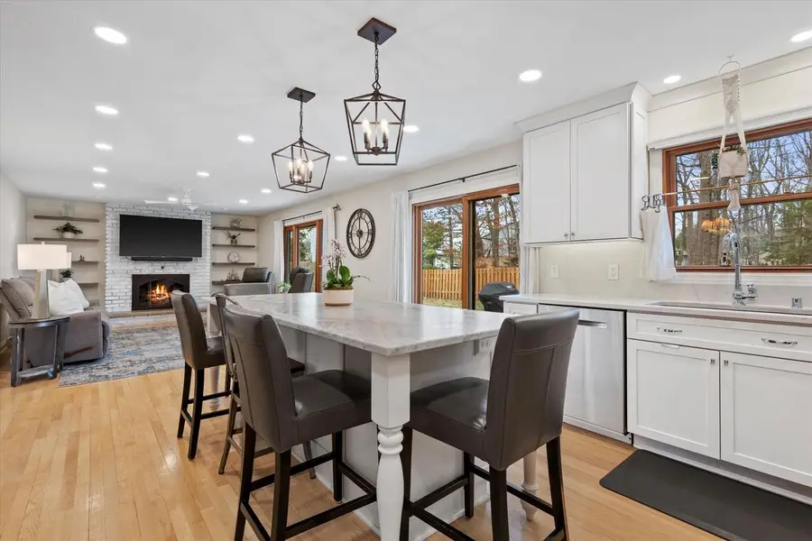 3675 S Poplar ROAD, New Berlin, WI 53151 - #3