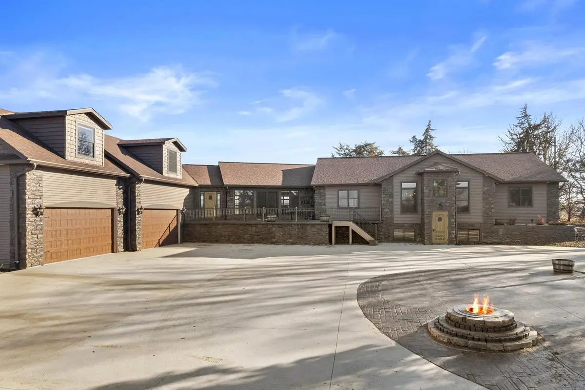 N5302 Crossman ROAD, Lake Mills, WI 53551 - #1