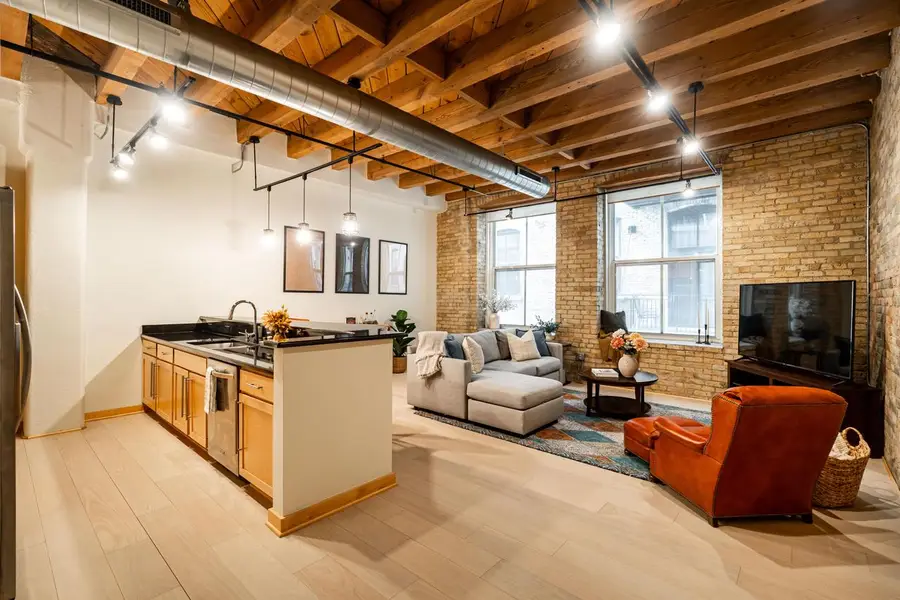 191 N Broadway #202, Milwaukee, WI 53202 - #3